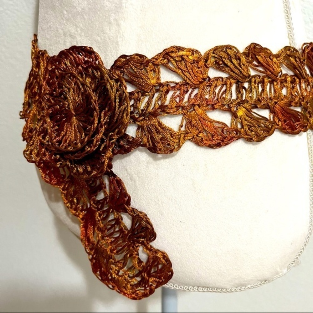 Vintage Artisan Hand Crafted Copper Wire Macramé Weaved Belt - Picture 3 of 16
